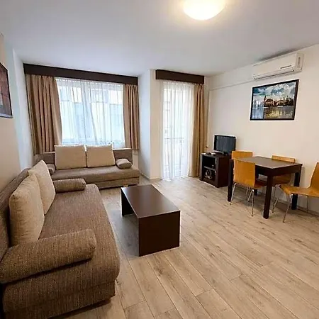 Prater Aparthotel 3*
