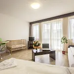 Prater Apartmanhotel 3*