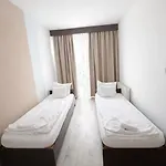 Prater Apartmanhotel 3*