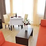 Prater Апарт-отель 3*
