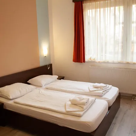 アパートホテル Prater ブダペスト